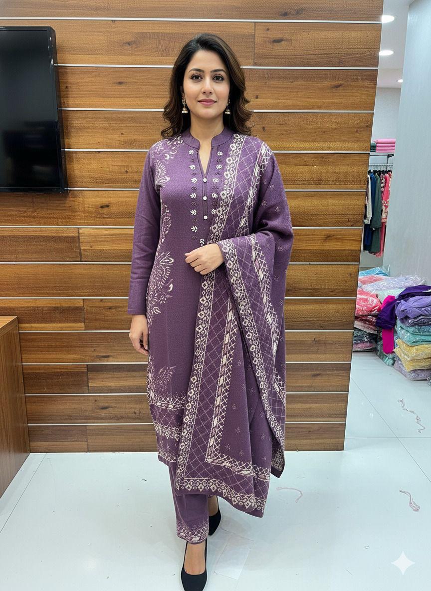 Lav Wollen Embroidery Kurta Set